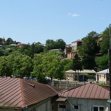Dro Hotel Кутаиси Екстериор снимка