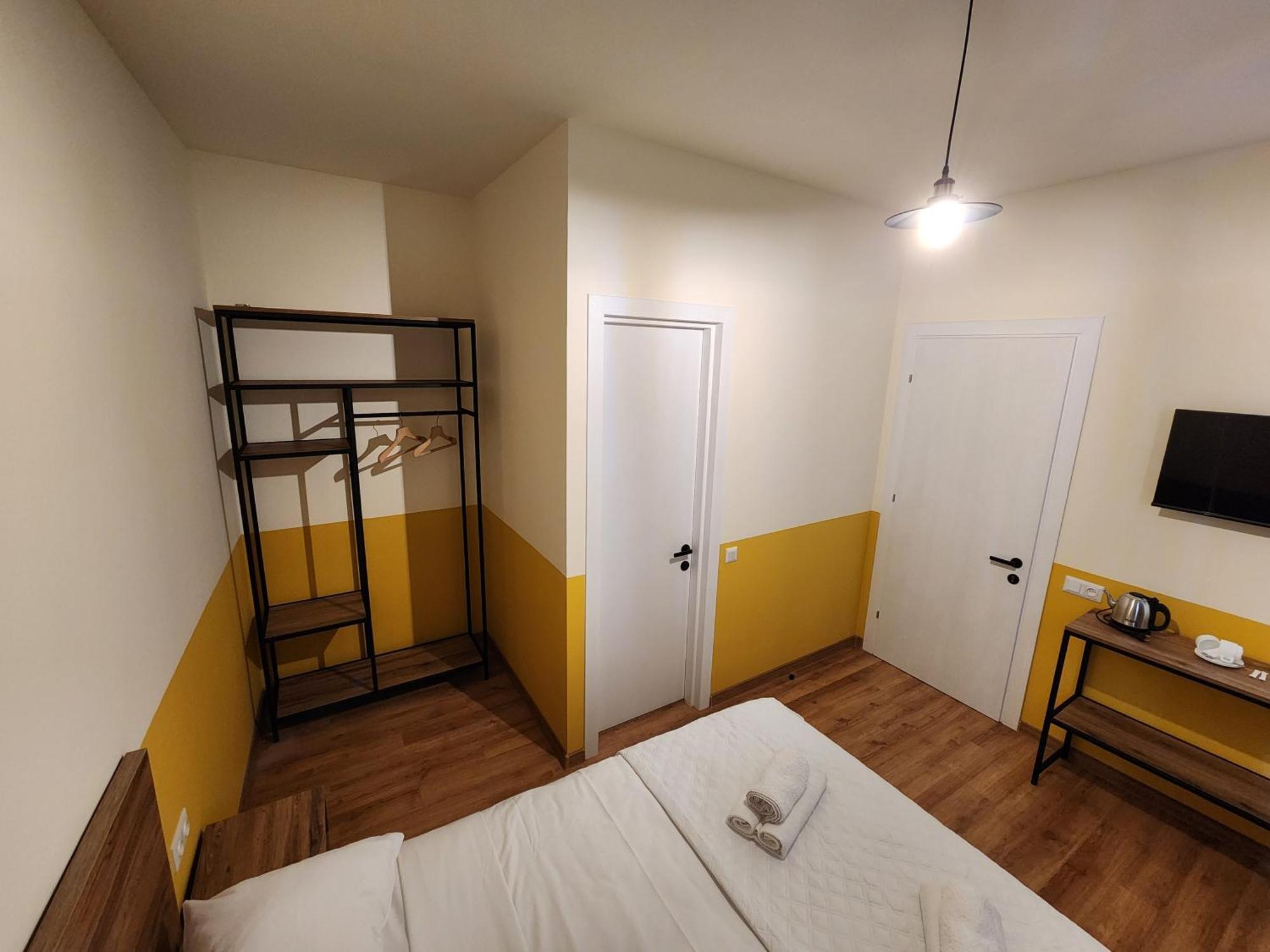 Dro Hotel Кутаиси Екстериор снимка